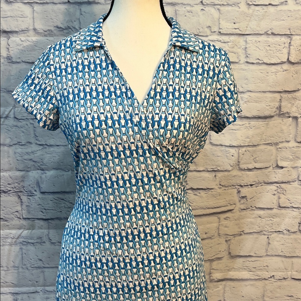 J. McLaughlin Collared Wrap Dress Chain Link Print Short Sleeve Size Medium Blue - Picture 2 of 9